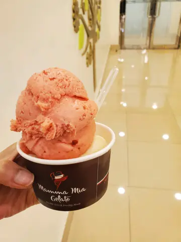 士多啤梨加清酒啤梨