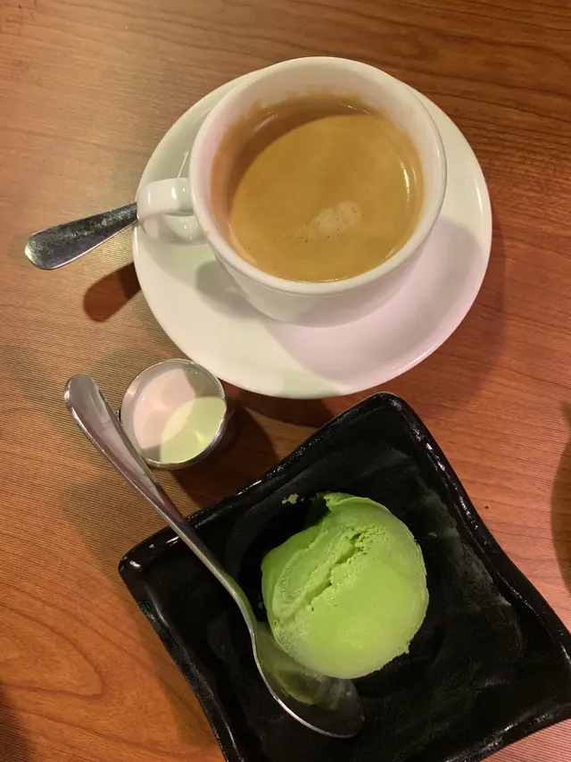 甜品及餐飲
