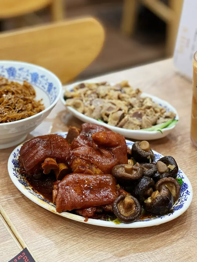 冬菇醬皇豬手(例牌)