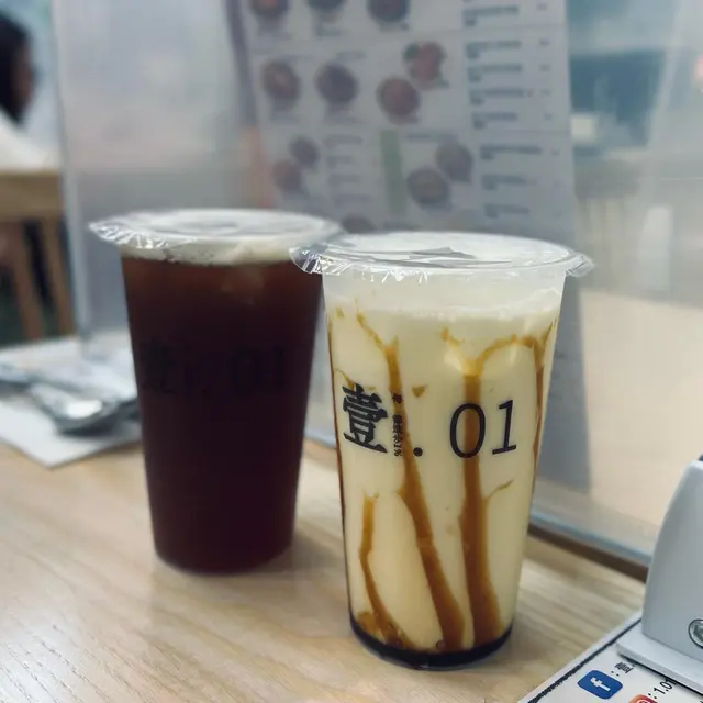 古早紅茶(中)、黑糖鮮奶(中)