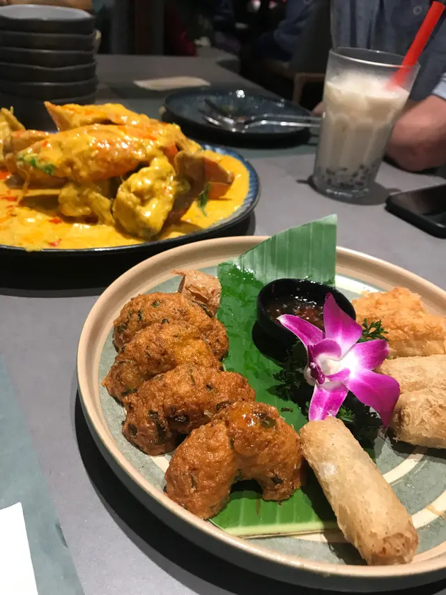 蝦餅同咖喱蟹