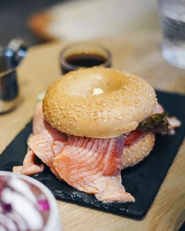 煙三文魚bagel 