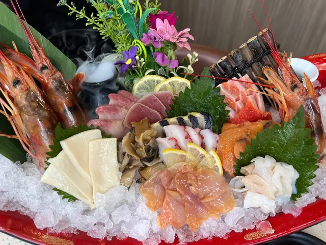 非常新鮮的刺身，尤其貝殼類都是不能錯過