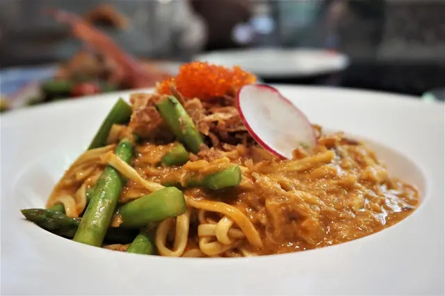 招牌龍蝦汁蟹肉伊麵