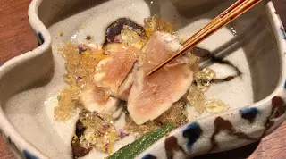 炭燒雞胸肉配烏魚子及土佐產香醋