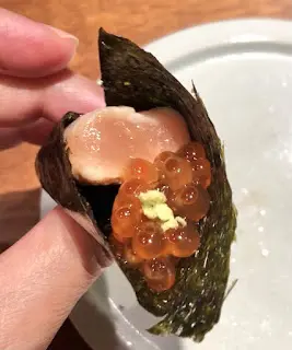 炙燒雞胸配三文魚子