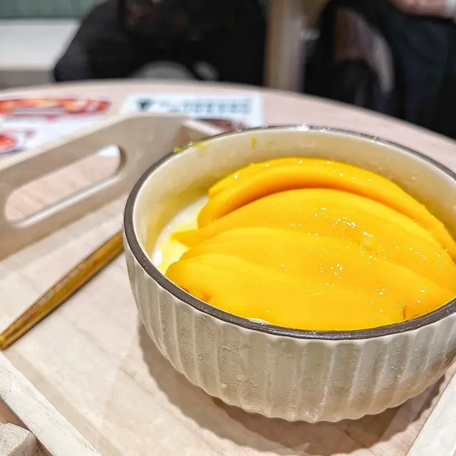 芒果奶昔雙皮奶
