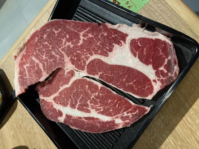 安格斯肩胛牛肉薄燒巨切