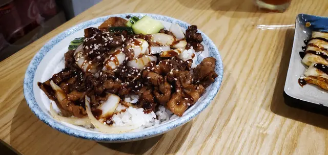 炙燒五花肉飯