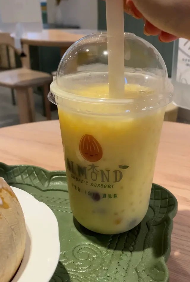 楊枝甘露小丸子吸吸 