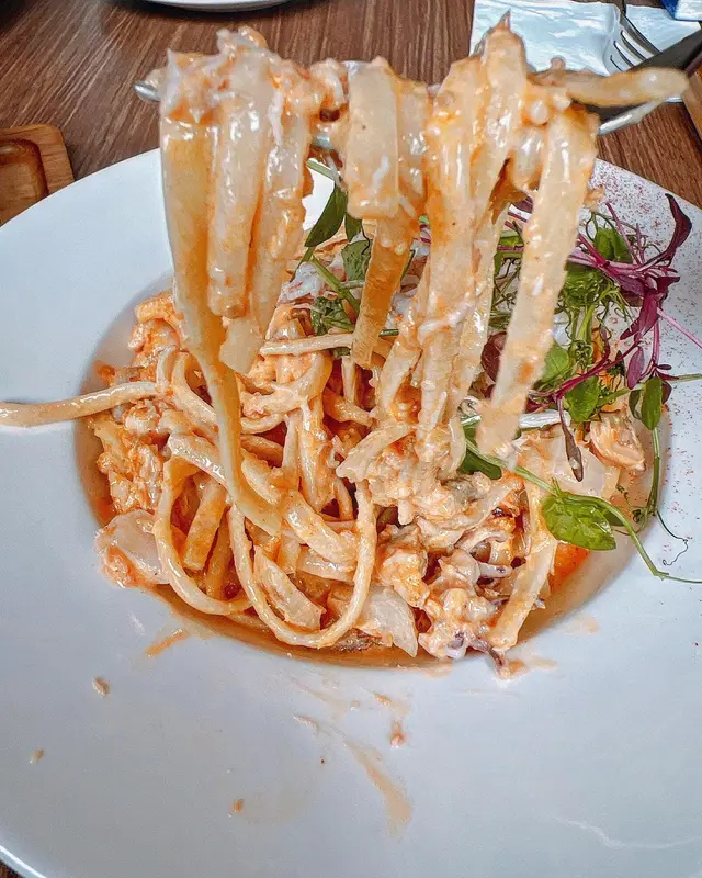 法式藍蟹肉蝦膏汁扁意粉