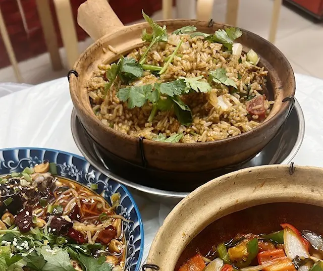 個賣相好出色既炒飯,味道都好一流, 我老豆食晒