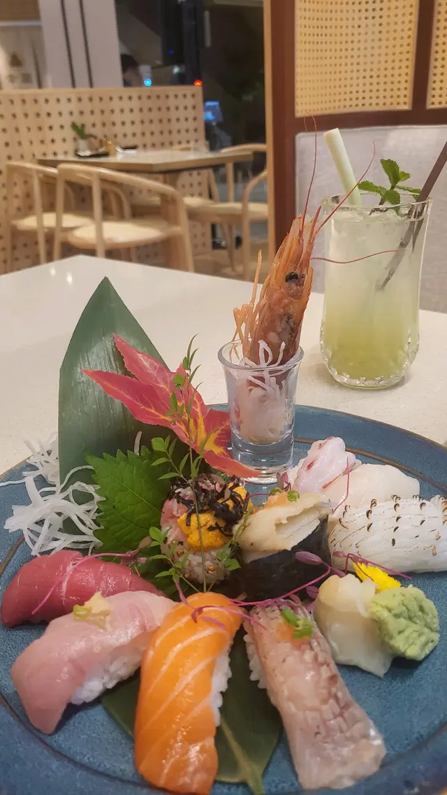 極上壽司盛合9件