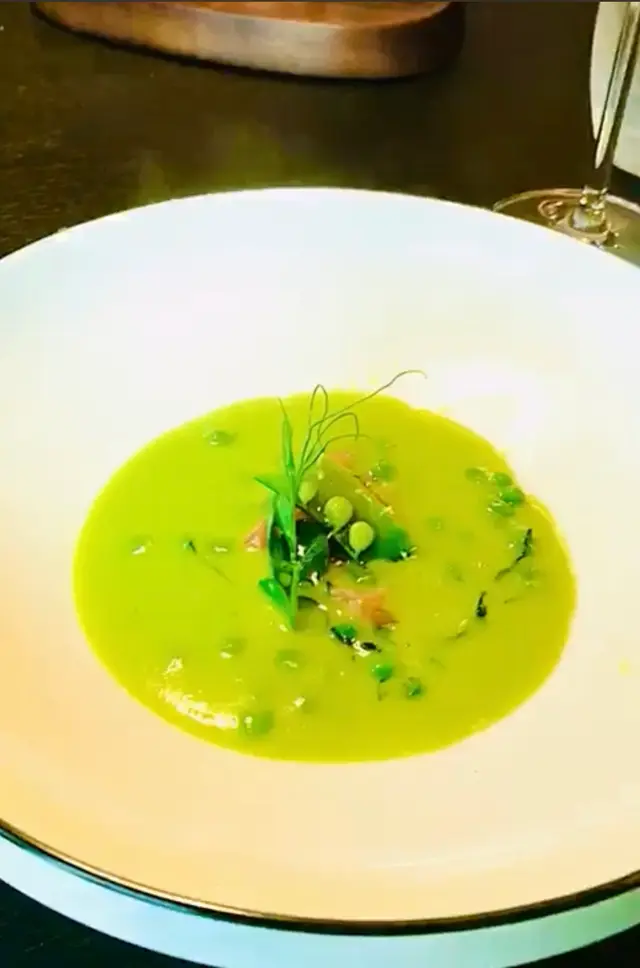 Frühlings Erbsensuppe