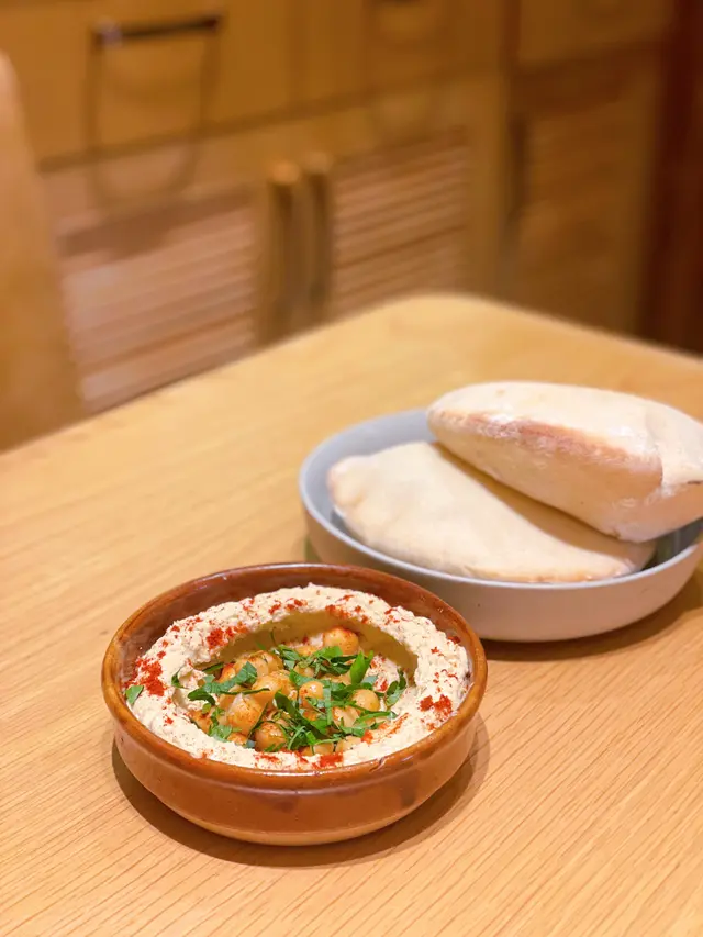Hummus