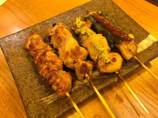 華味鳥雞脾肉燒