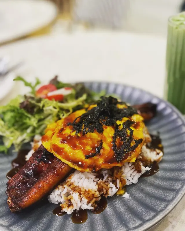 蒲燒鰻魚滑蛋飯