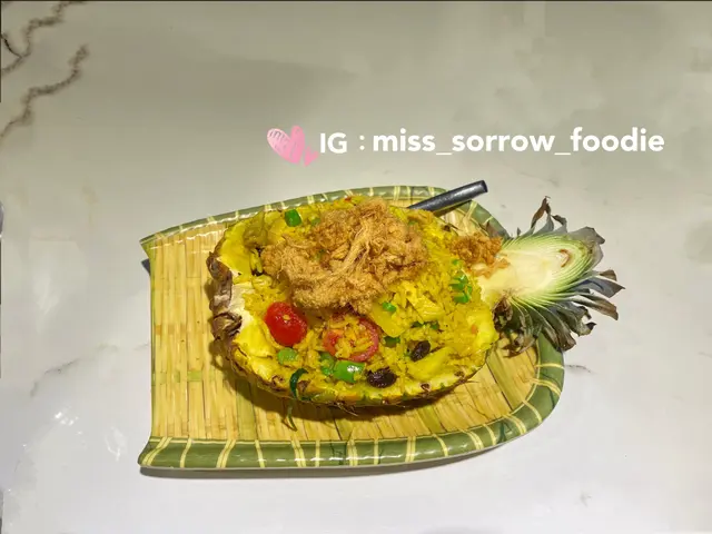 原個菠蘿炒飯