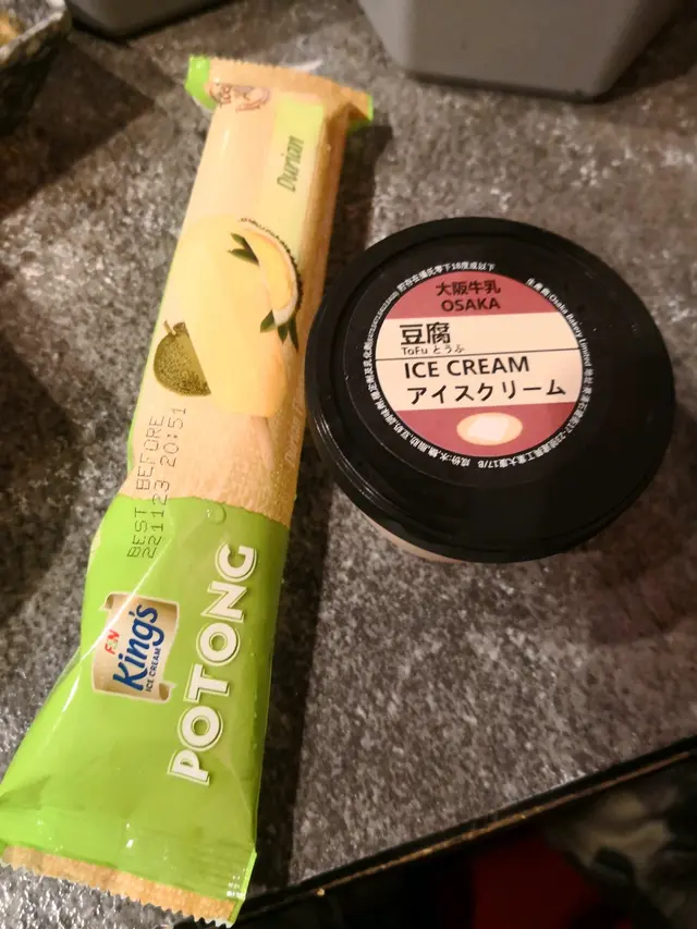 榴槤和豆腐雪糕