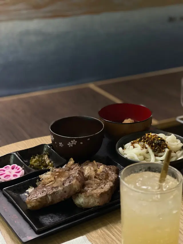 日本平鐵牛肩 (安格斯)