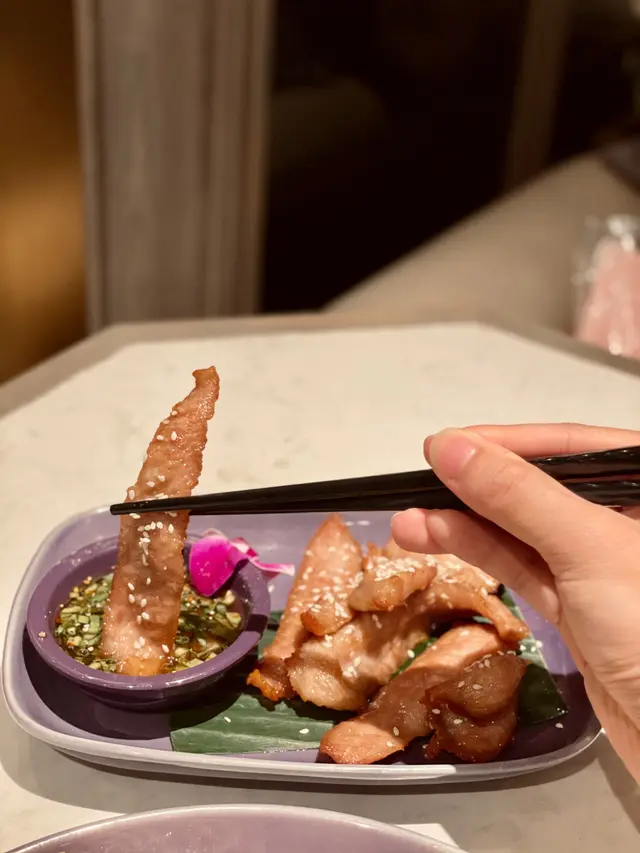 香脆芝麻豬頸肉