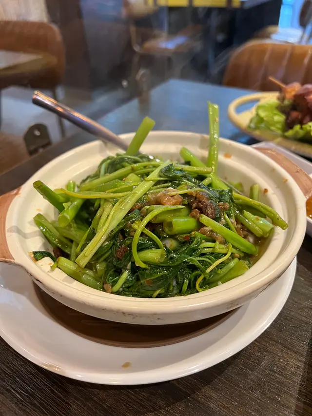 馬拉盞炒通菜