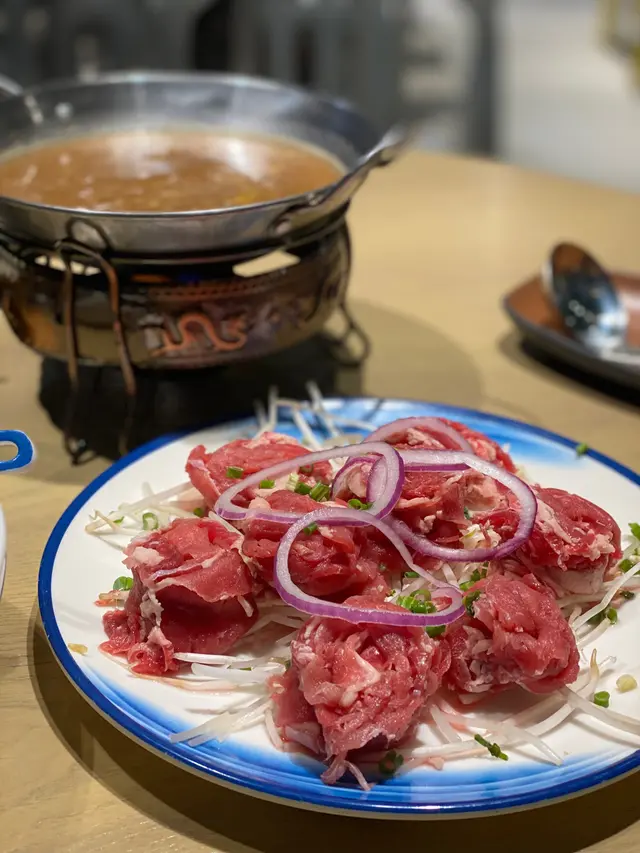北越牛肉酸鍋