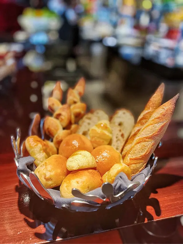 麵包籃有接近10款麵包