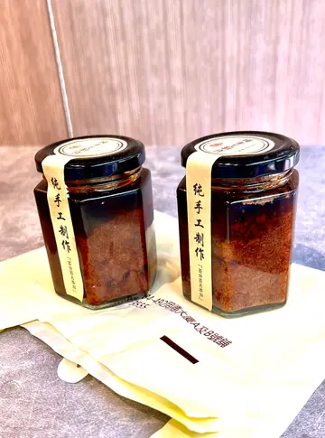 烤鴨捲餅，純手工辣醬