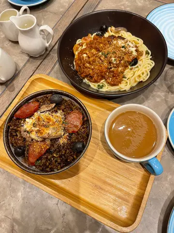 葡国肠野菌肉酱芝士意粉