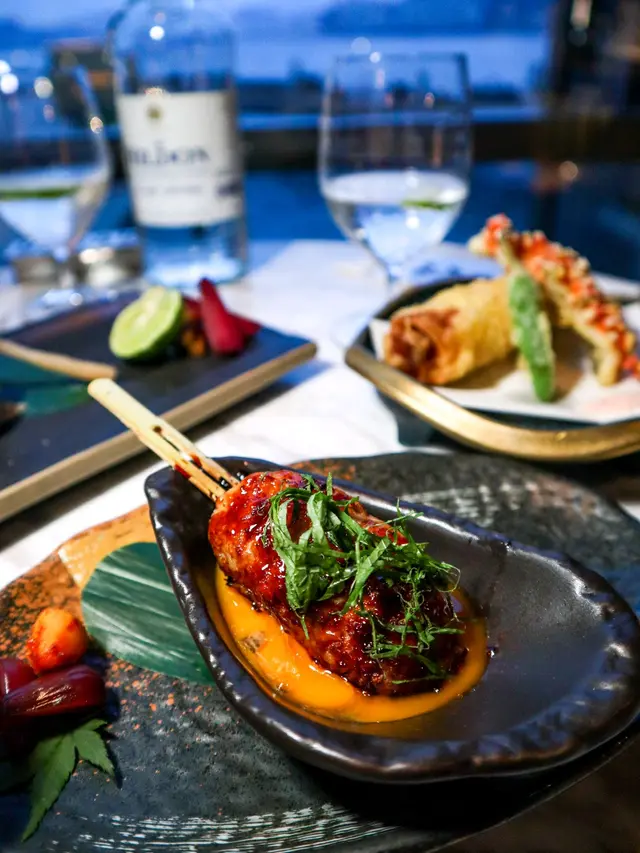 免治雞肉棒配日本初生蛋