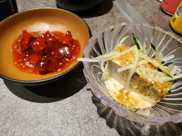 芝麻八爪魚,胡麻冷奴