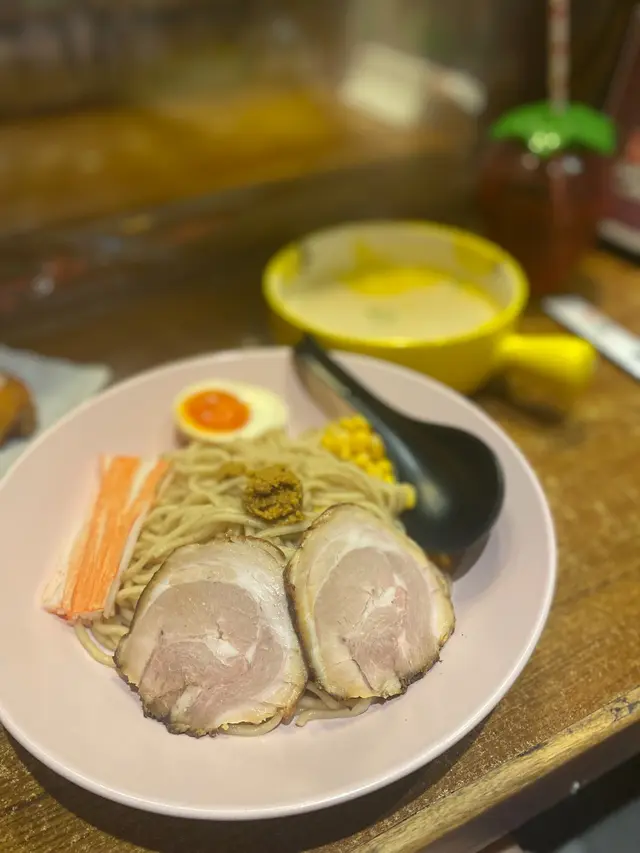 黃金蟹糕牛奶沾麵