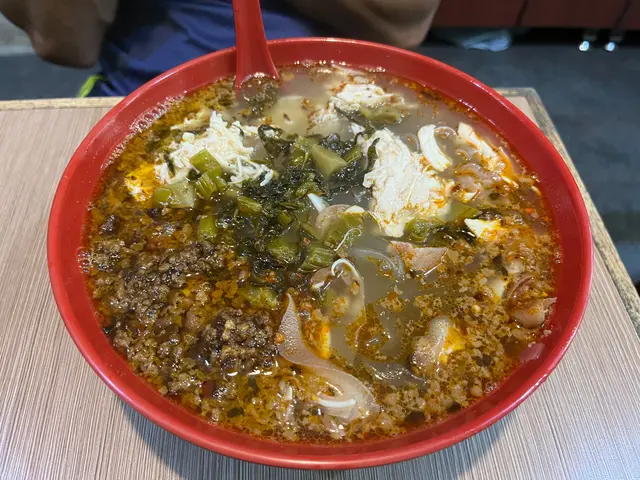 酸辣炸醬中寛粉(麻酸辣小辣)加豬耳雞絲