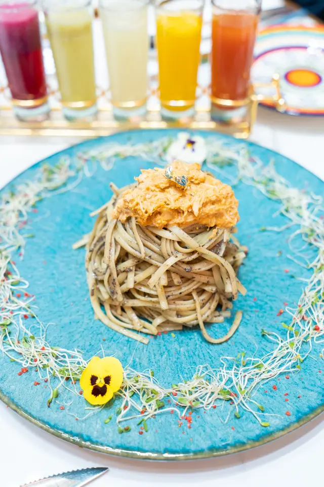 黃金蟹肉黑橄欖醬意大利粉