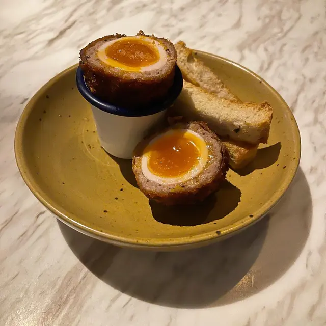 Scotch egg & soldiers