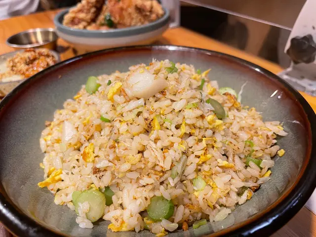 蒜香帶子蟹肉炒飯