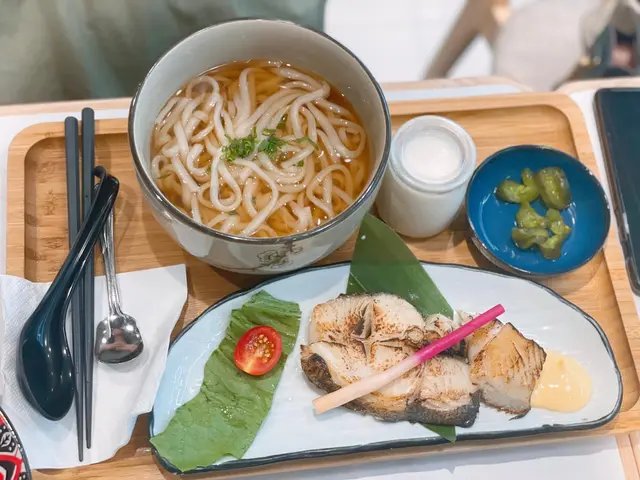 燒比目魚定食