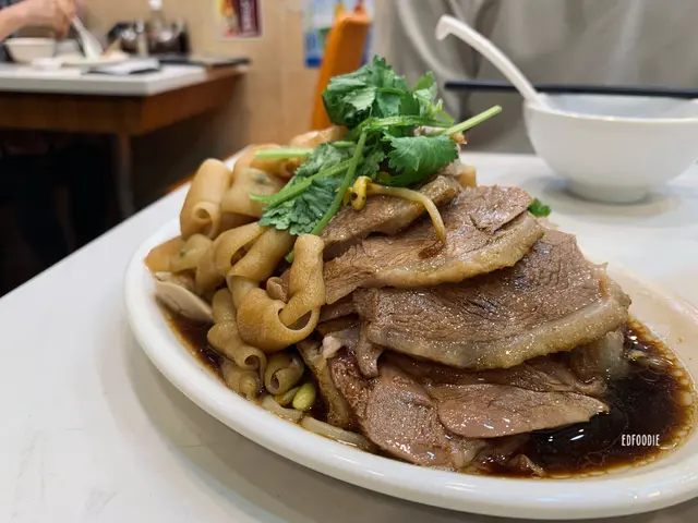 鵝片拼鵝腸