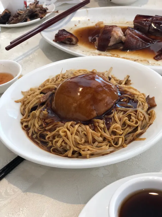 蝦籽柚皮乾燒伊麵