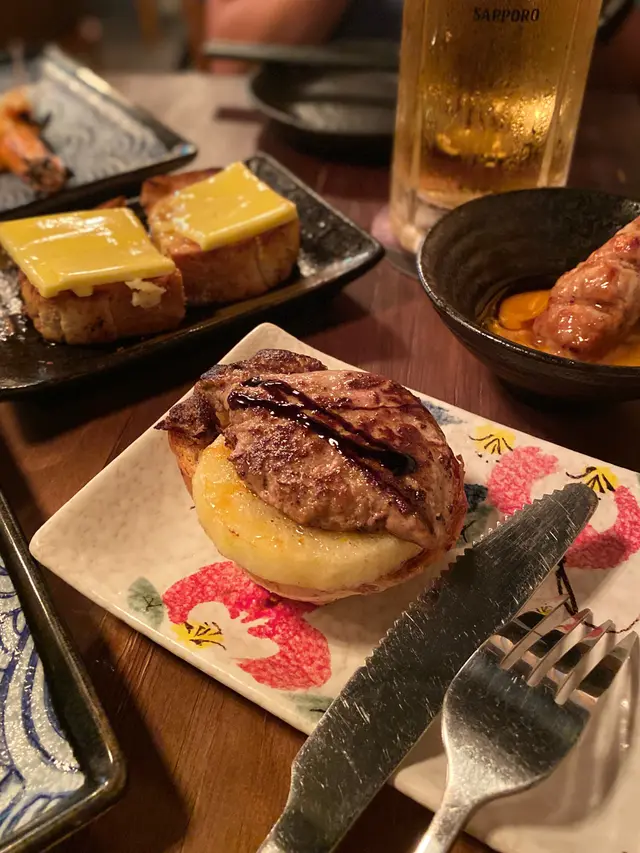 焦糖青蘋果鵝肝多士