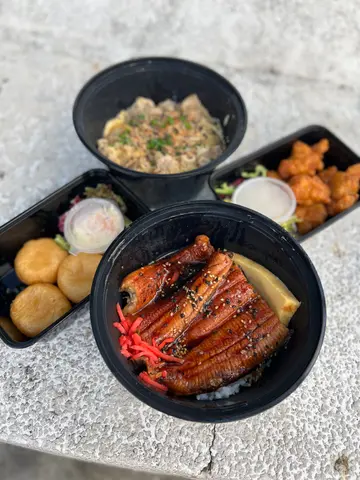 大盛双层鳗鱼丼