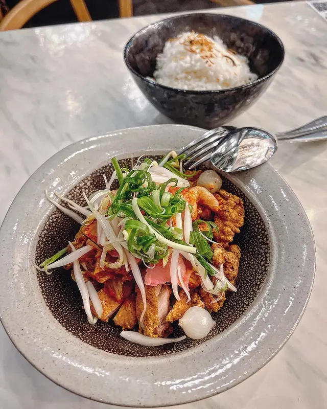雞扒泡菜拌飯