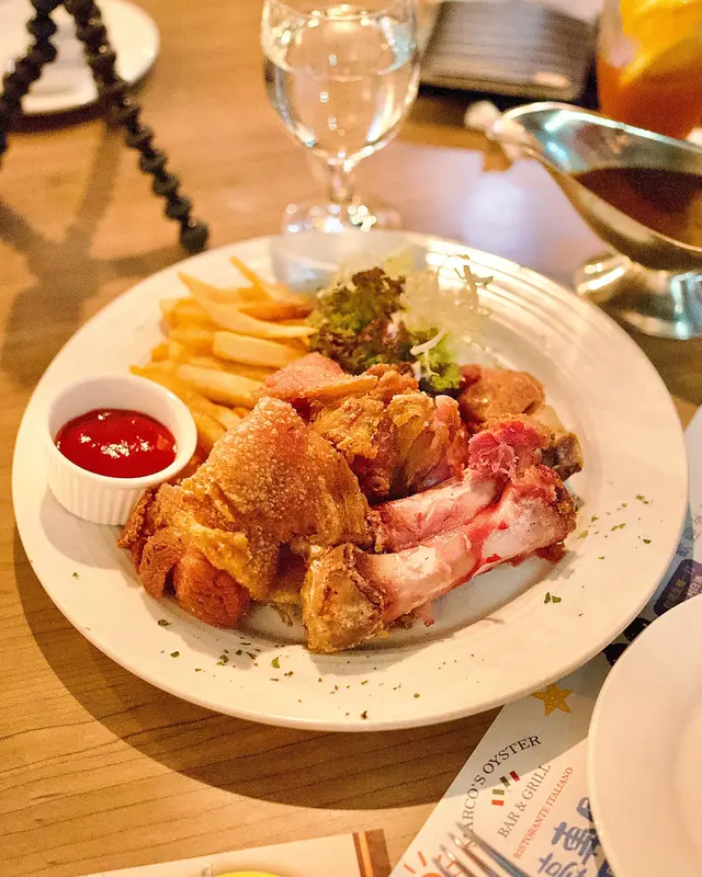 脆炸德國鹹豬手