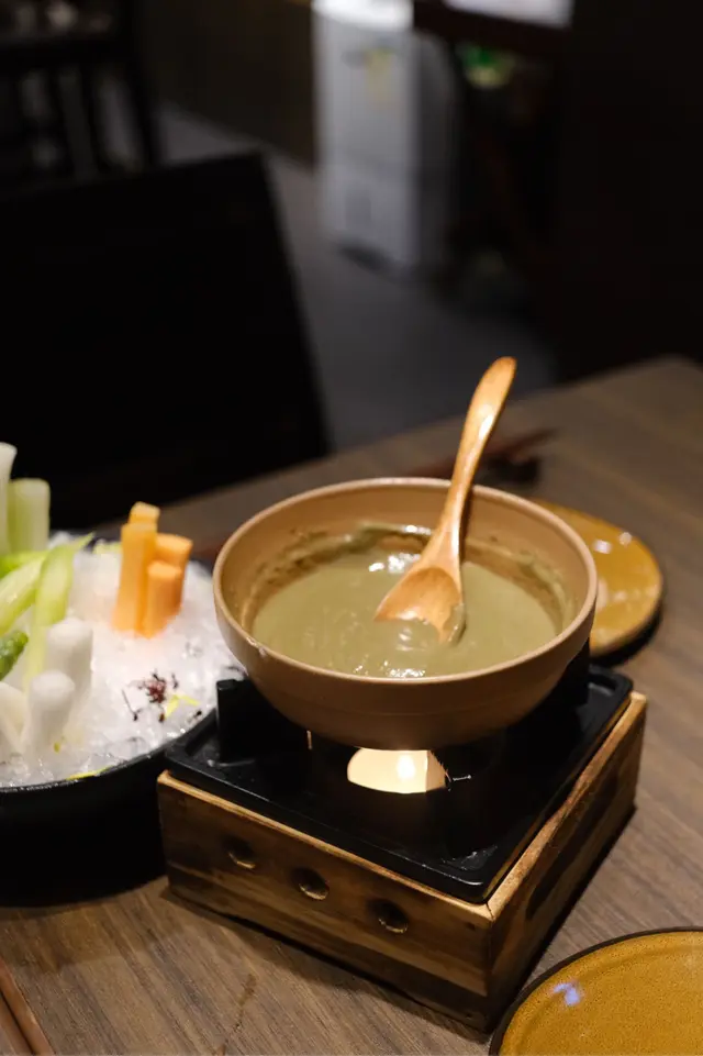 自家製蟹味噌配鮮雜菜條