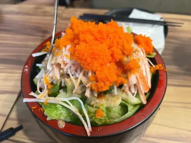 川酒舍海鮮沙律