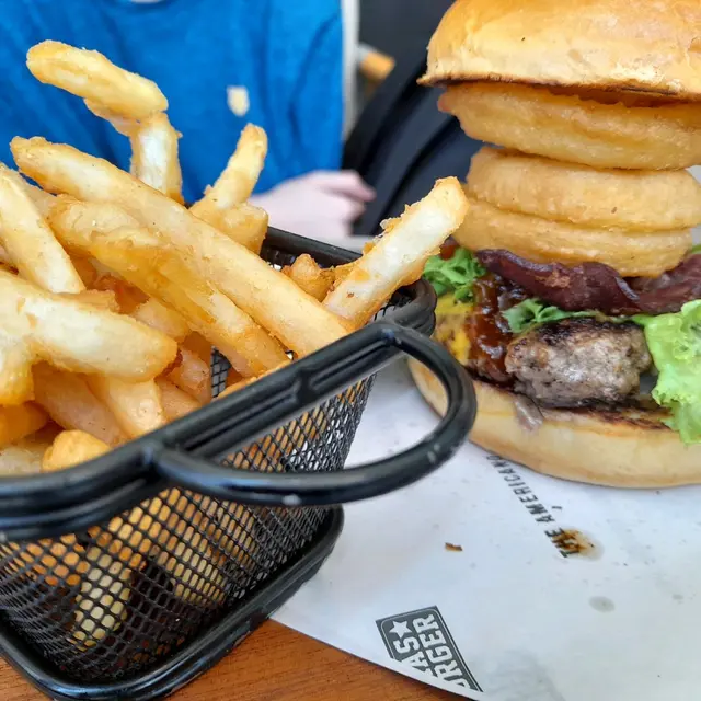 漢堡真係好juicy