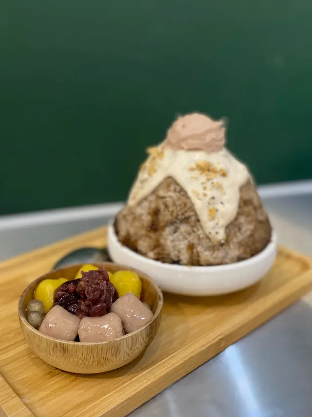 芋泥燕世雪花盛盤