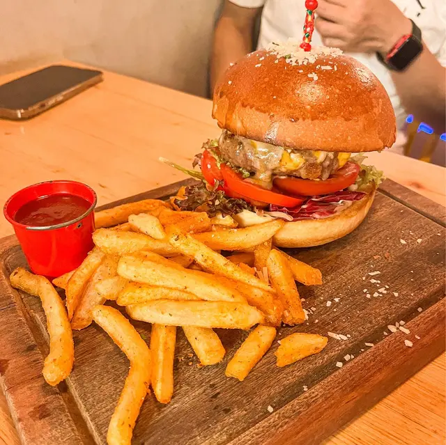 香城安格斯牛漢堡