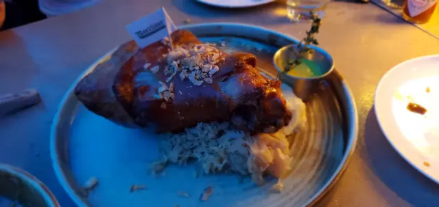 德國頂級鹹豬手